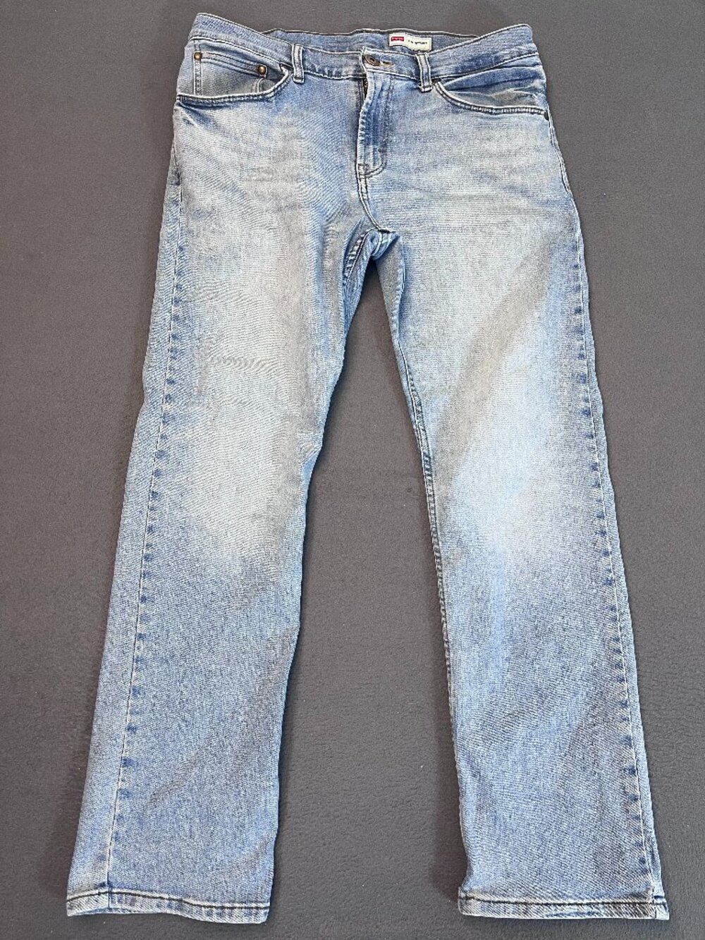Wrangler Jeans Co Slim Straight Jeans Light Wash Faded Denim | Men's 32x30